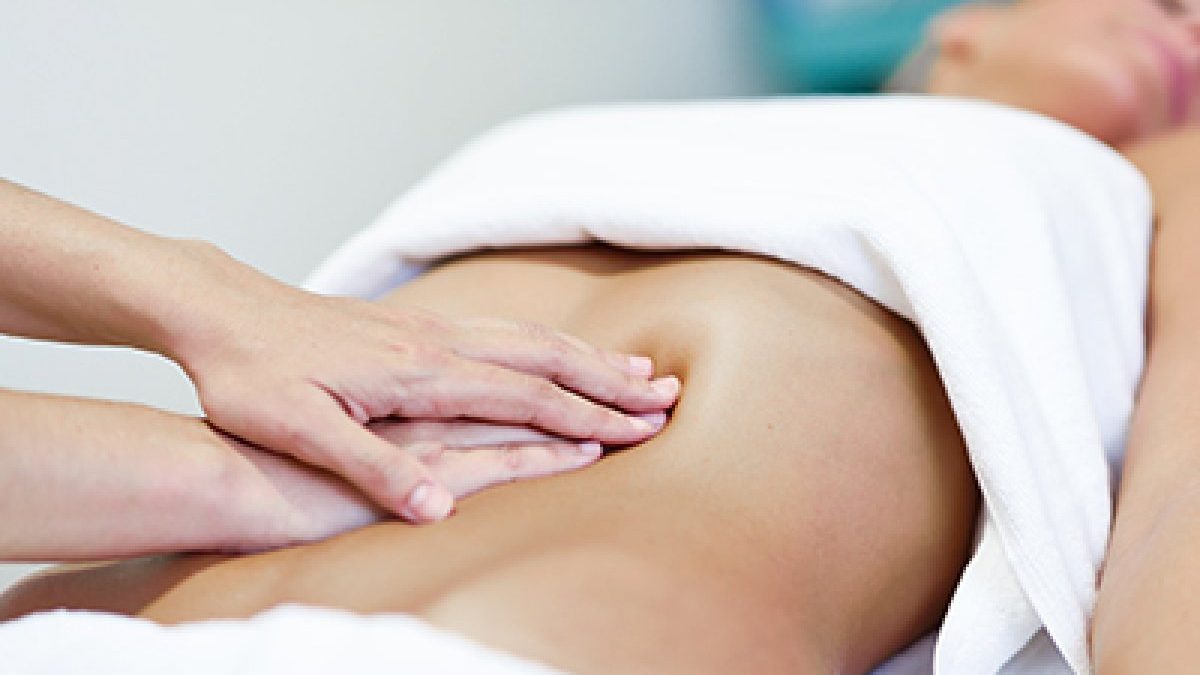 Drenaje linfatico manual en abdomen.